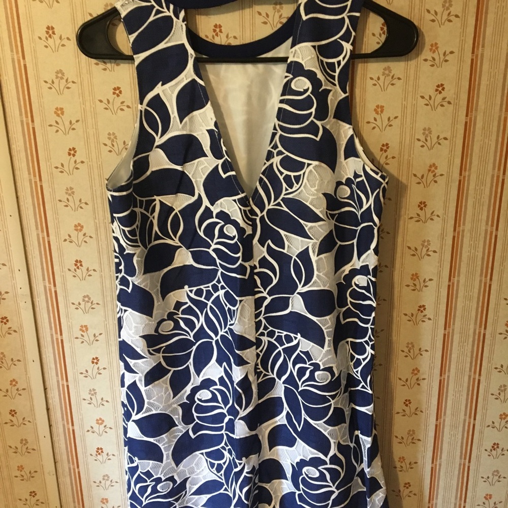 Blue Floral - Picture 2 of 2